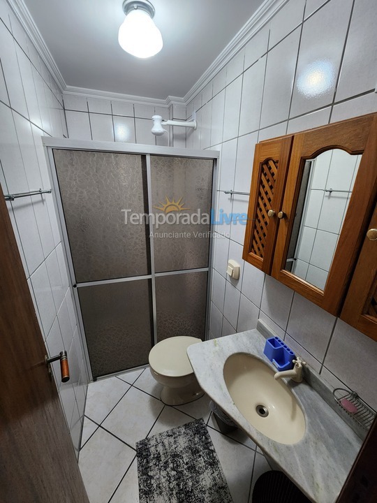 Apartamento para alquiler de vacaciones em Itapema (Meia Praia)