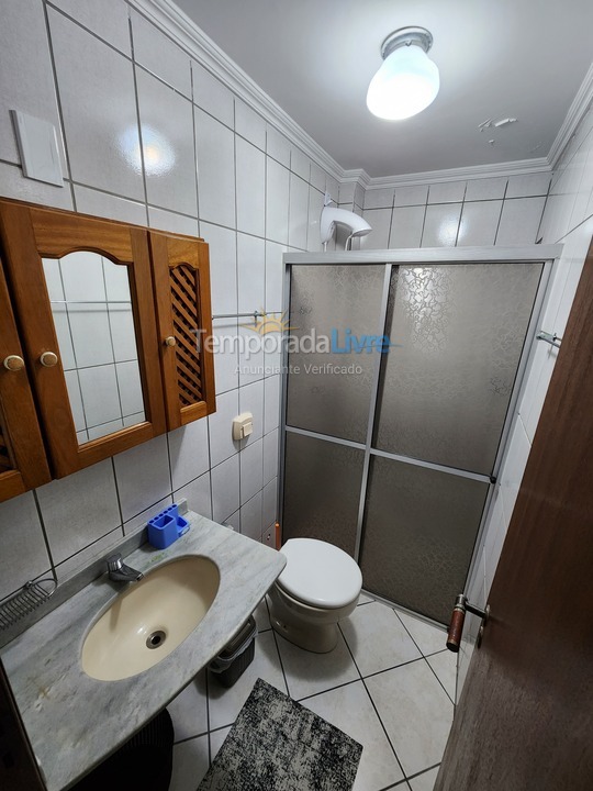 Apartamento para alquiler de vacaciones em Itapema (Meia Praia)