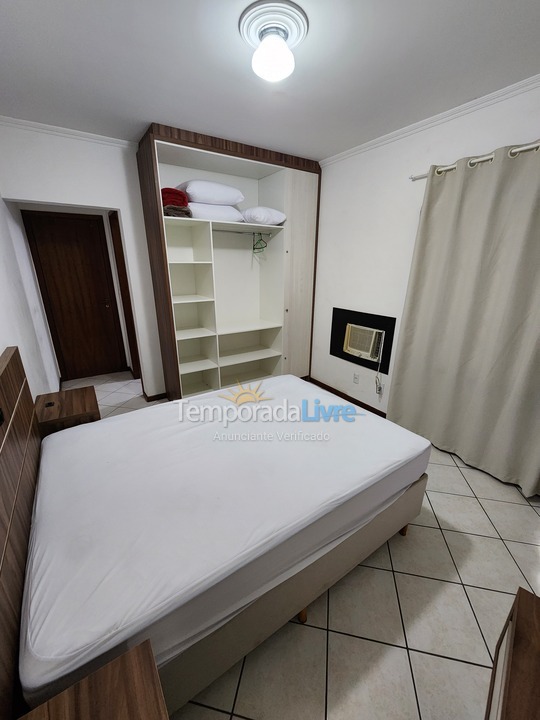 Apartamento para alquiler de vacaciones em Itapema (Meia Praia)