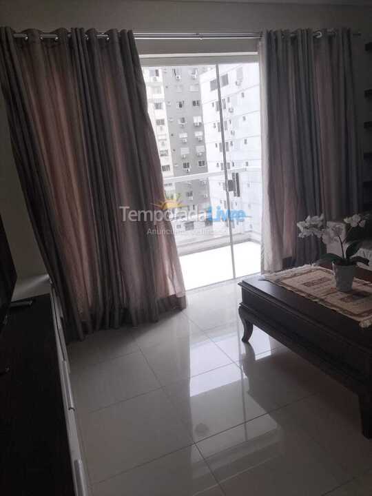 Apartamento para alquiler de vacaciones em Balneário Camboriú (Praia Central)