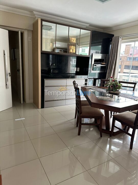 Apartamento para alquiler de vacaciones em Balneário Camboriú (Praia Central)