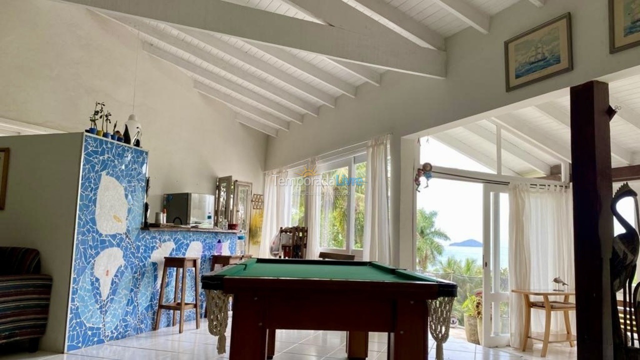 Casa para alquiler de vacaciones em São Sebastião (Boiçucanga)