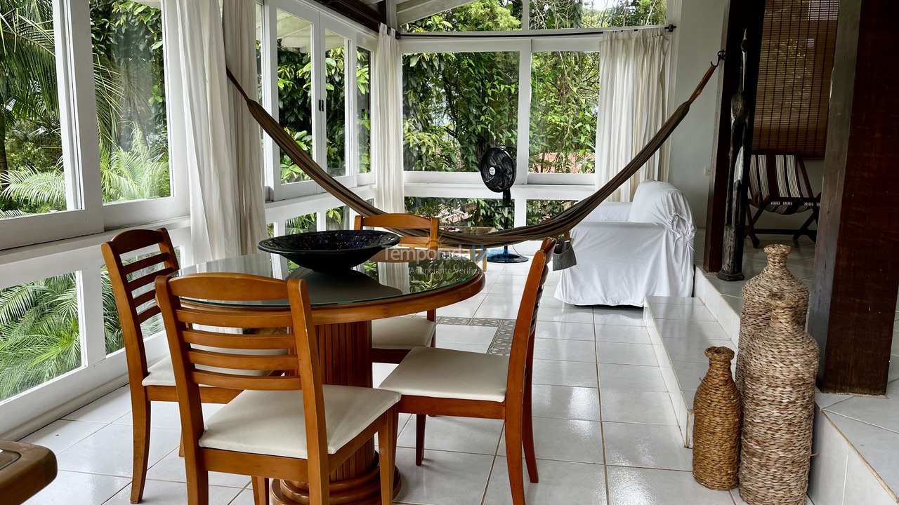 Casa para alquiler de vacaciones em São Sebastião (Boiçucanga)