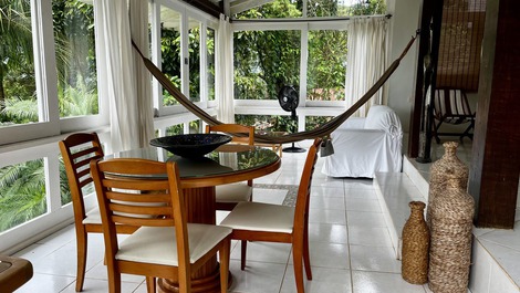 Sempre sai um carteado…