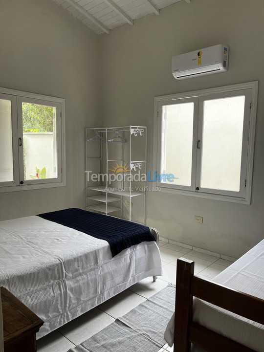 Casa para alquiler de vacaciones em São Sebastião (Boiçucanga)