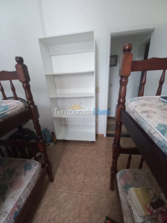 Apartamento para aluguel de temporada em Ubatuba (Praia das Toninhas)