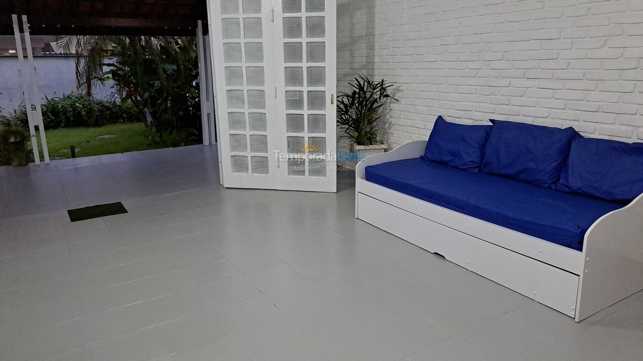 Casa para aluguel de temporada em Ubatuba (Praia Grande)