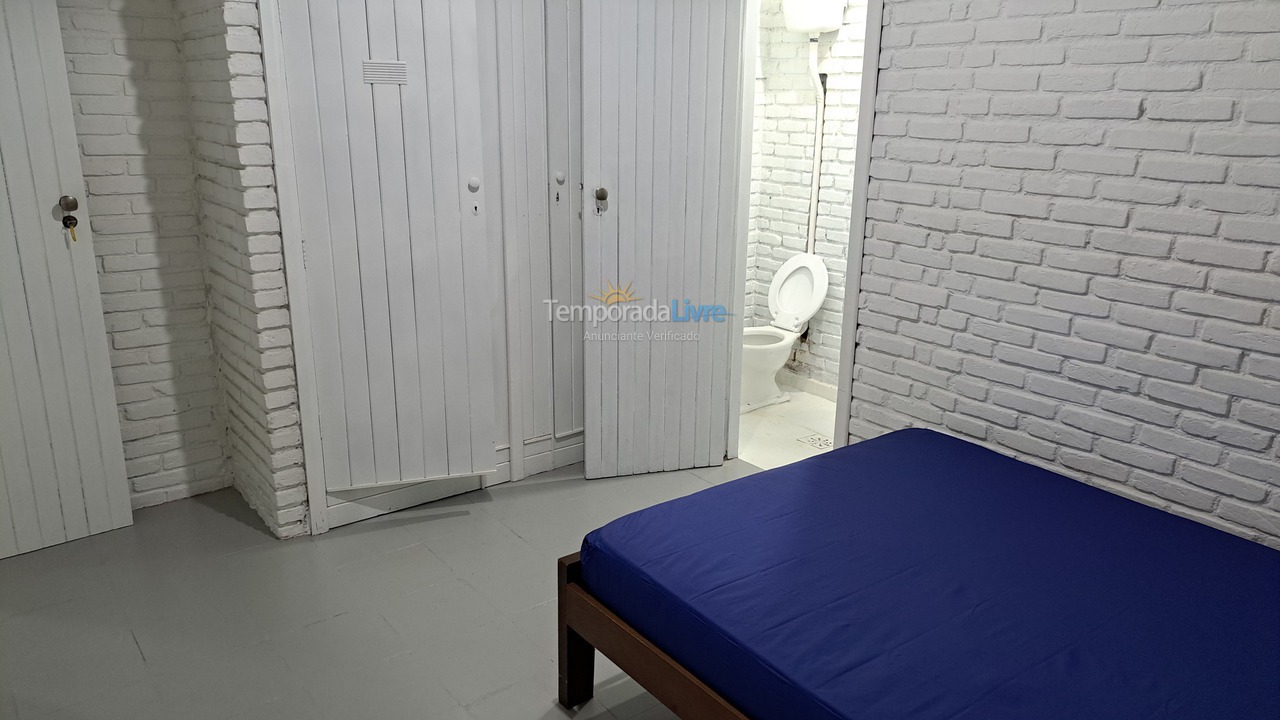 Casa para aluguel de temporada em Ubatuba (Praia Grande)