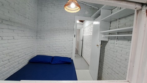 Quarto 4: com cama de casal