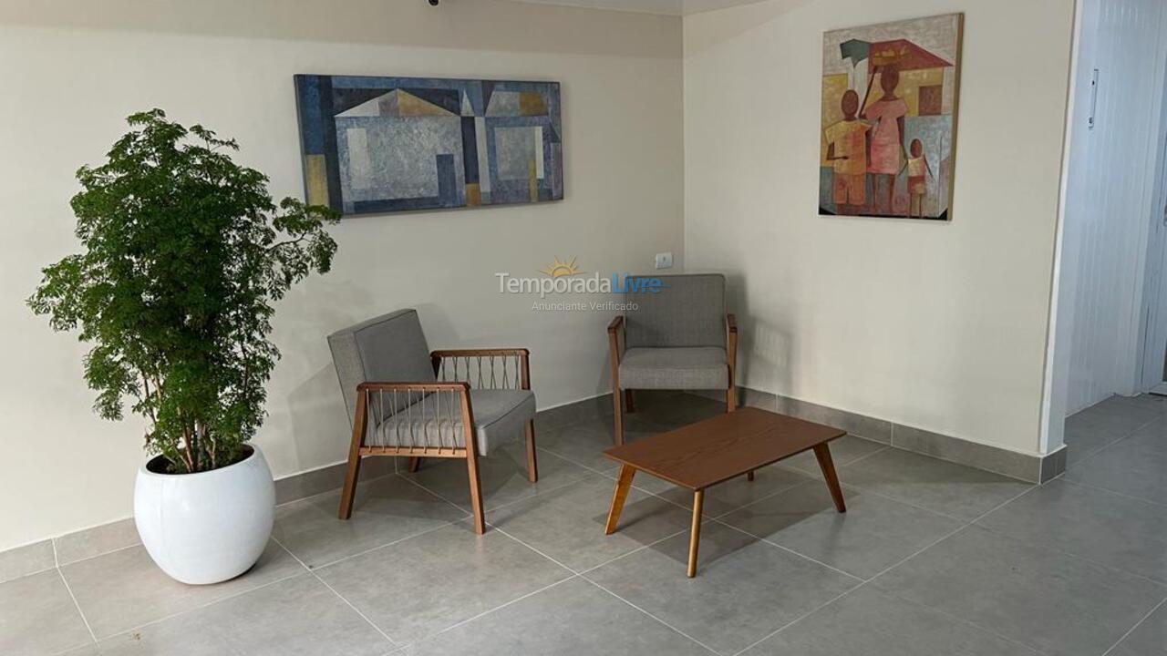 Apartamento para aluguel de temporada em Guarujá (Pitangueiras)