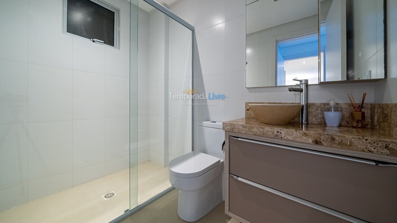 Apartment for vacation rental in Bombinhas (Praia de Bombas)