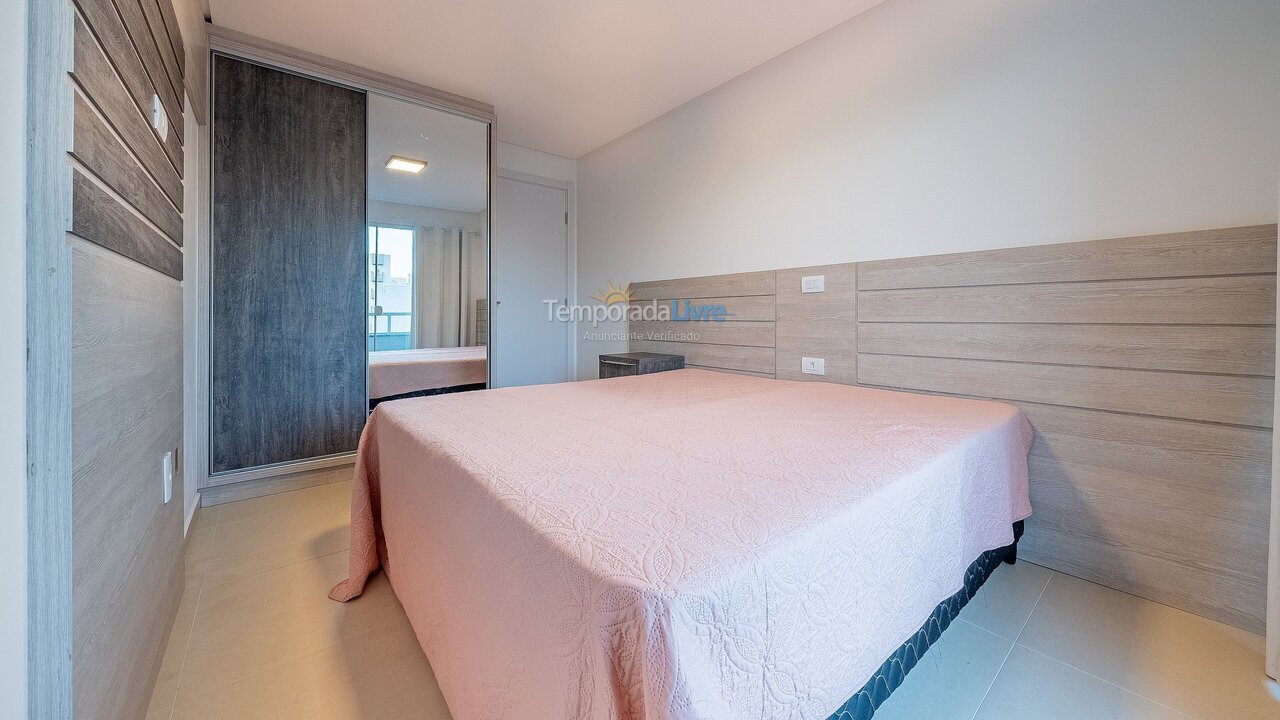 Apartment for vacation rental in Bombinhas (Praia de Bombas)