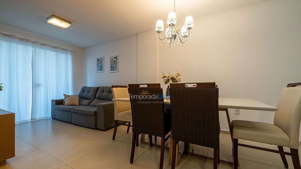 Apartment for vacation rental in Bombinhas (Praia de Bombas)