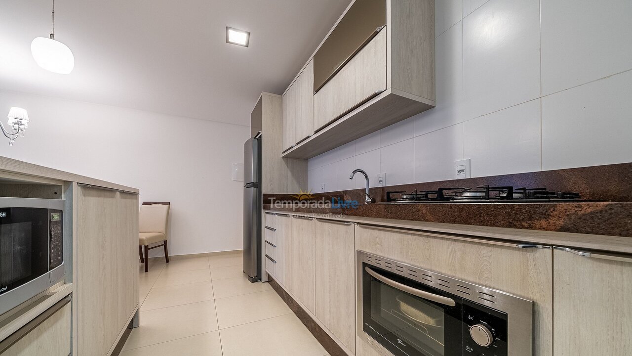 Apartment for vacation rental in Bombinhas (Praia de Bombas)