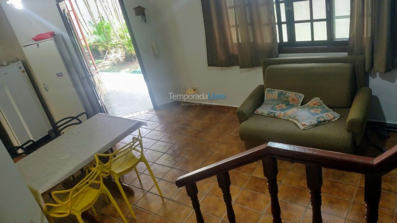 Casa para aluguel de temporada em Caraguatatuba (Praia Martim de Sá)