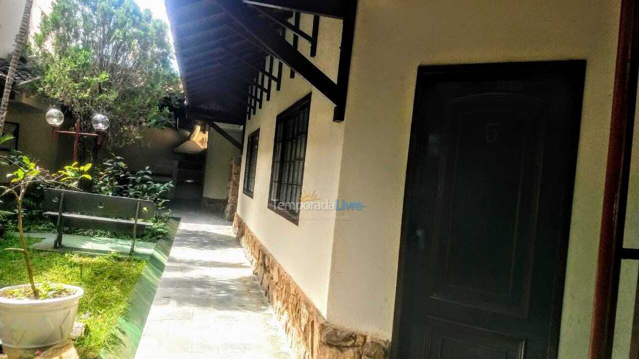 Casa para aluguel de temporada em Caraguatatuba (Praia Martim de Sá)