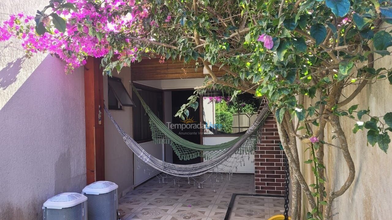 Apartamento para aluguel de temporada em Cabo Frio (Peró)