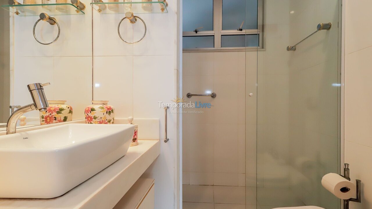 Apartamento para aluguel de temporada em Rio de Janeiro (Leme)