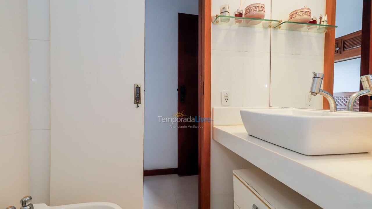 Apartamento para aluguel de temporada em Rio de Janeiro (Leme)