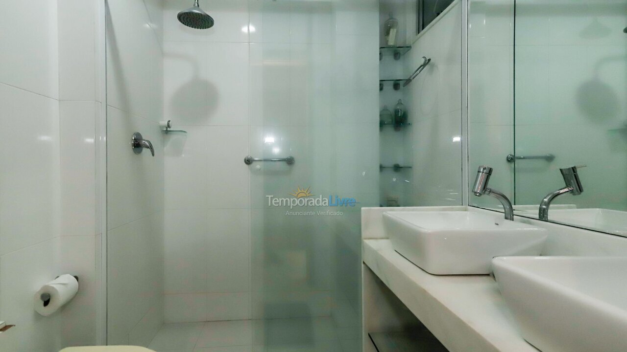 Apartamento para aluguel de temporada em Rio de Janeiro (Leme)