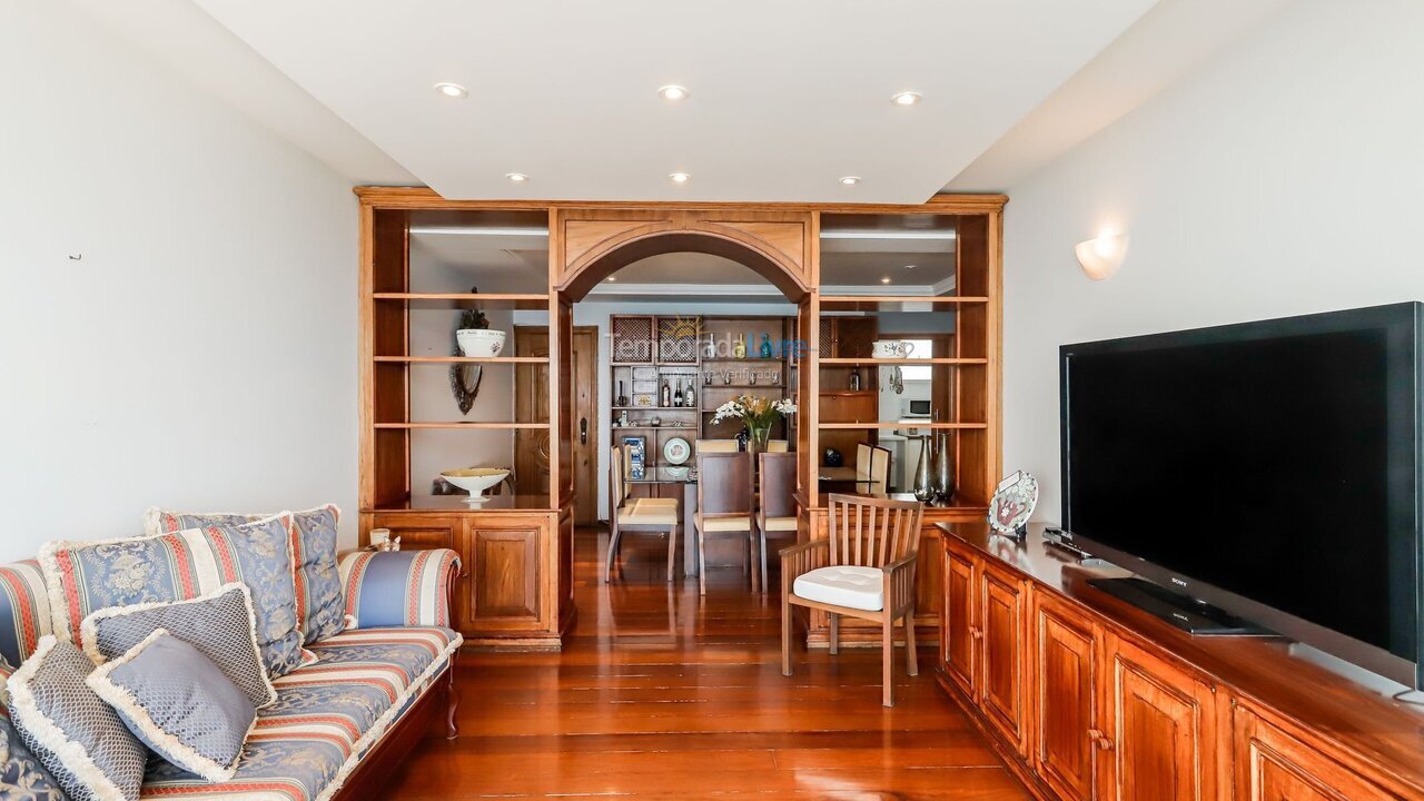 Apartamento para aluguel de temporada em Rio de Janeiro (Leme)