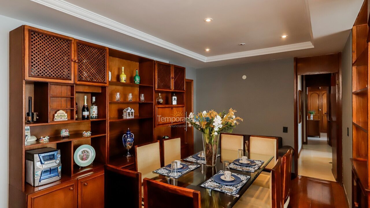 Apartamento para aluguel de temporada em Rio de Janeiro (Leme)