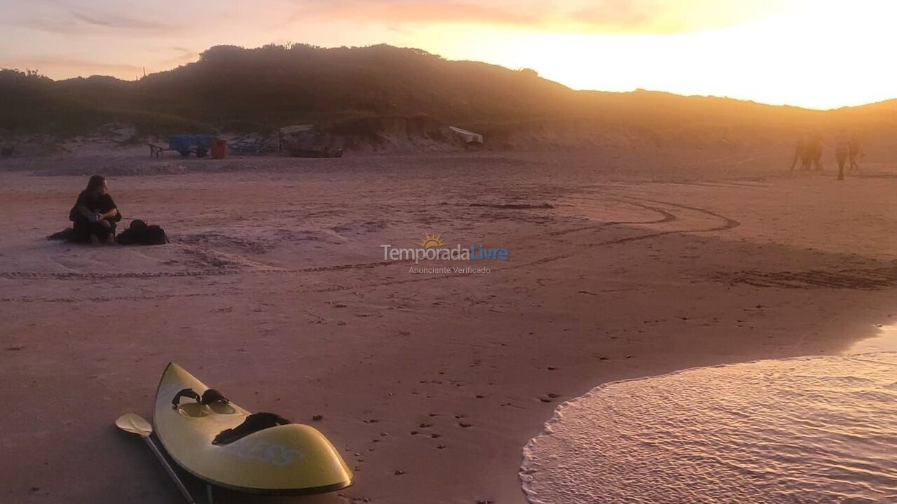 Apartamento para aluguel de temporada em Cabo Frio (Peró)