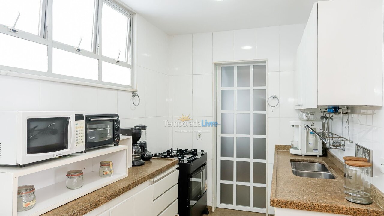 Apartamento para aluguel de temporada em Rio de Janeiro (Leme)