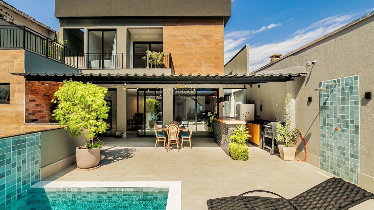 Casa para aluguel de temporada em Rio de Janeiro (Barra da Tijuca)