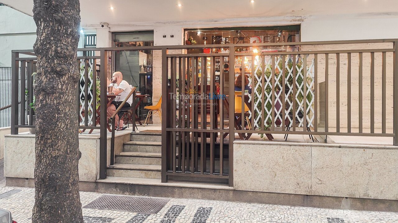 Apartamento para aluguel de temporada em Rio de Janeiro (Leme)