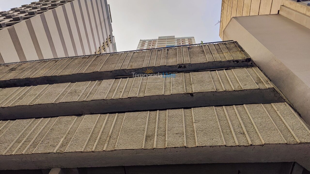 Apartamento para aluguel de temporada em Rio de Janeiro (Leme)
