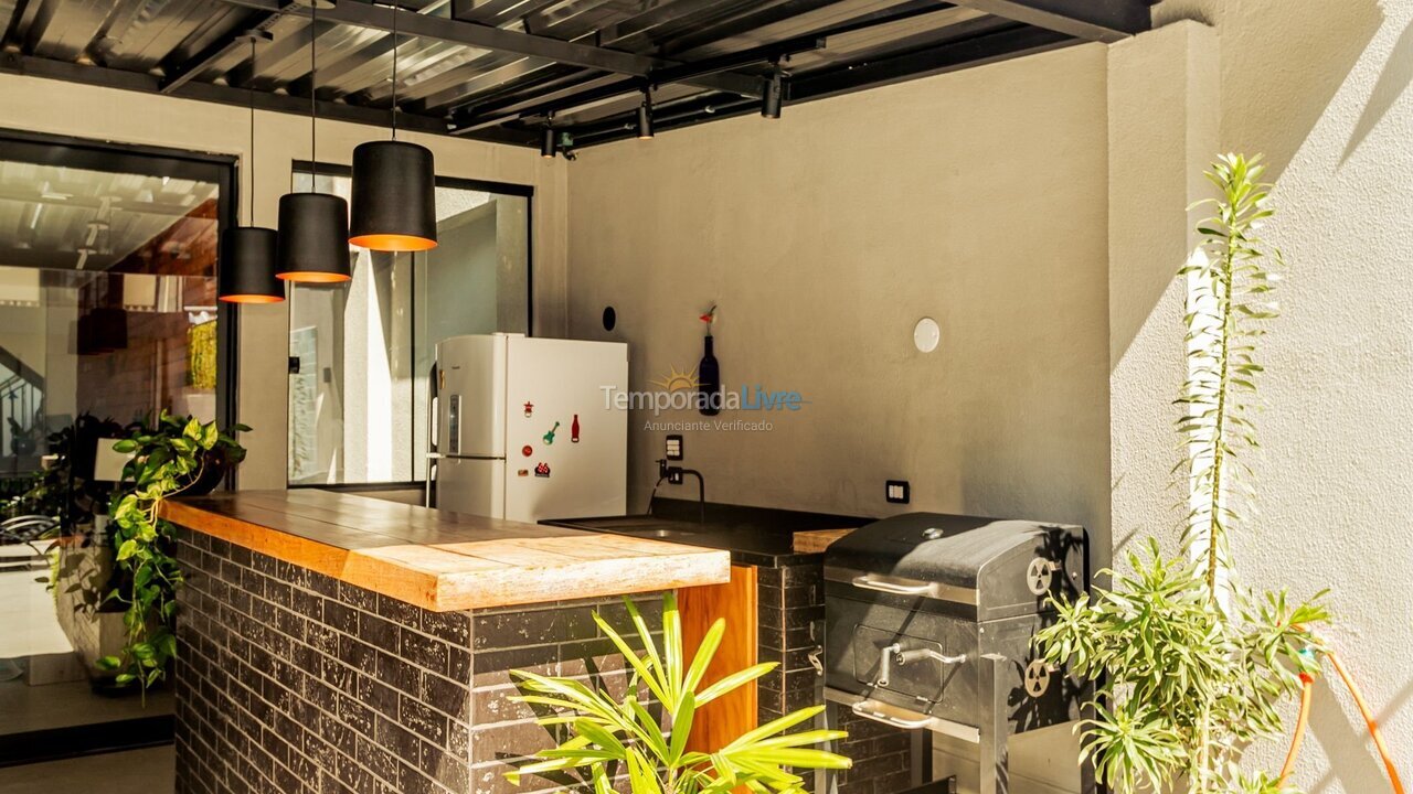 Casa para aluguel de temporada em Rio de Janeiro (Barra da Tijuca)