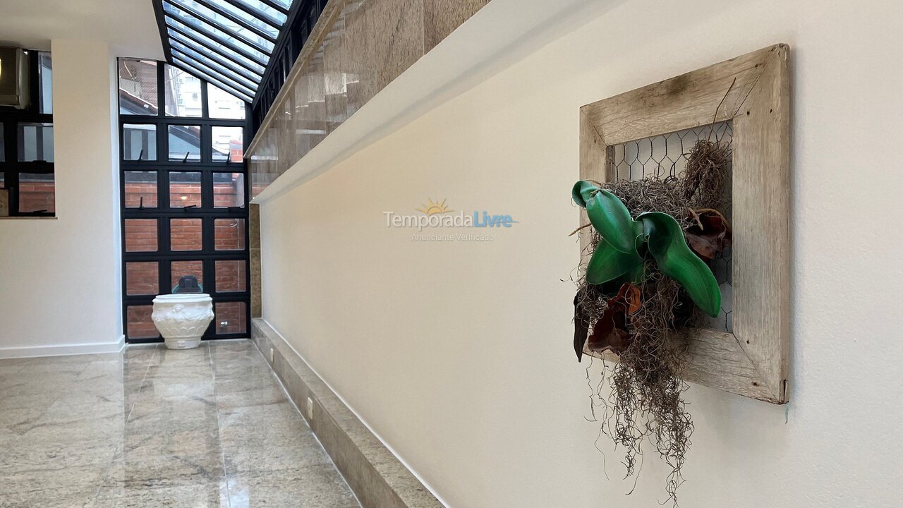 Casa para aluguel de temporada em Rio de Janeiro (Copacabana)