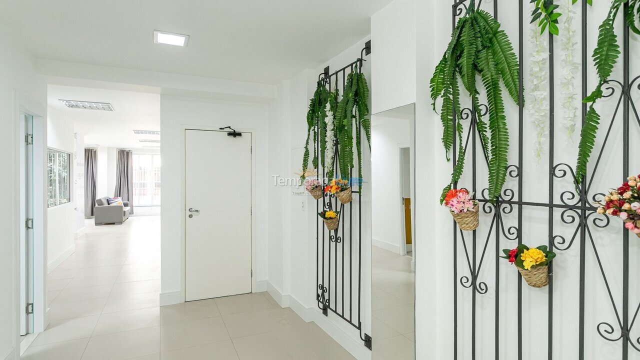 Apartamento para aluguel de temporada em Rio de Janeiro (Copacabana)