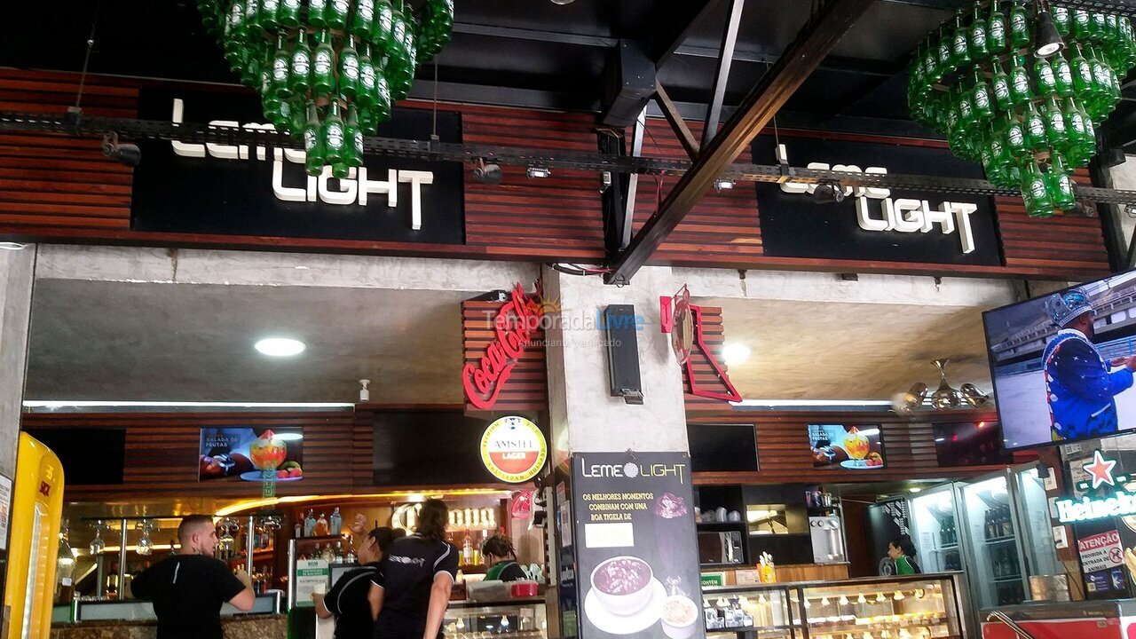 Apartamento para aluguel de temporada em Rio de Janeiro (Leme)