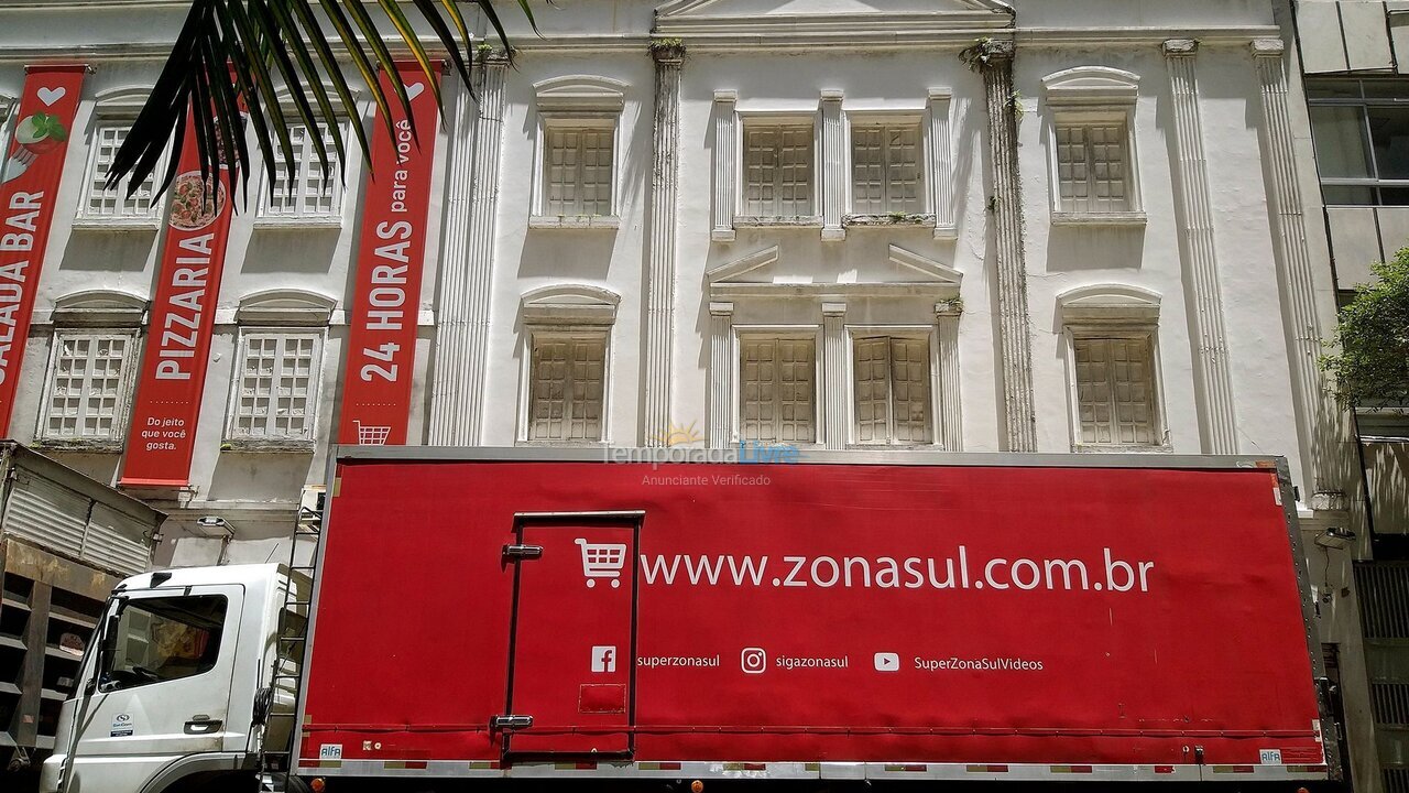 Apartamento para aluguel de temporada em Rio de Janeiro (Leme)