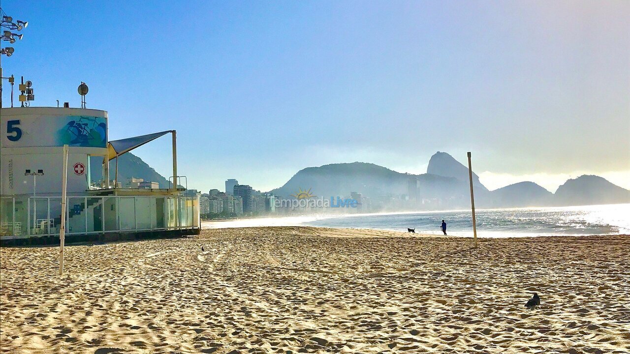 Apartamento para aluguel de temporada em Rio de Janeiro (Leme)