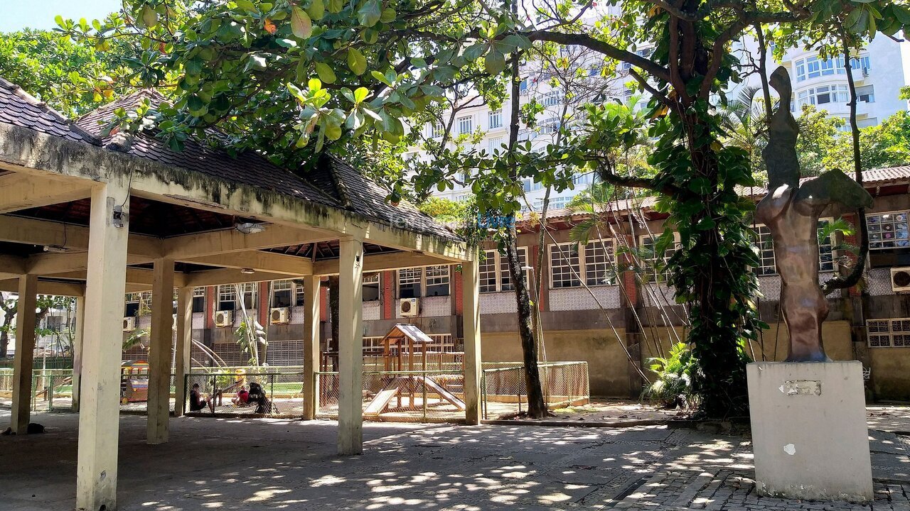 Apartamento para aluguel de temporada em Rio de Janeiro (Leme)