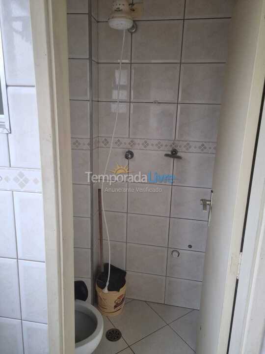 Apartamento para aluguel de temporada em Guarujá (Pitangueiras)