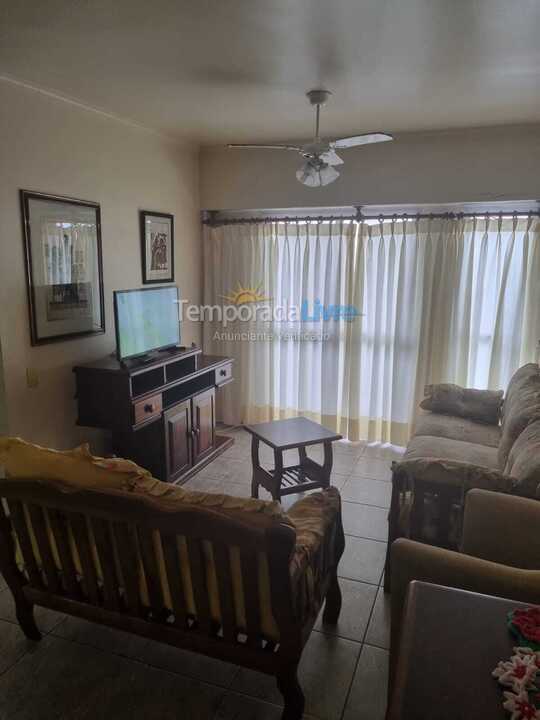 Apartamento para aluguel de temporada em Guarujá (Pitangueiras)