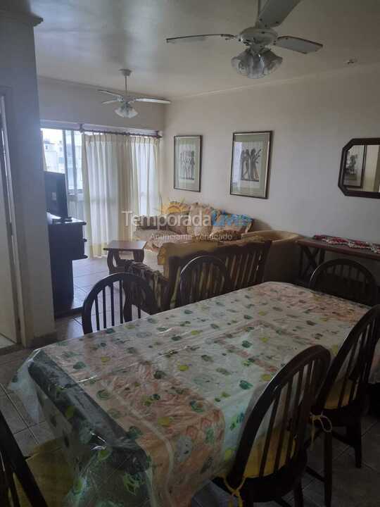 Apartamento para aluguel de temporada em Guarujá (Pitangueiras)