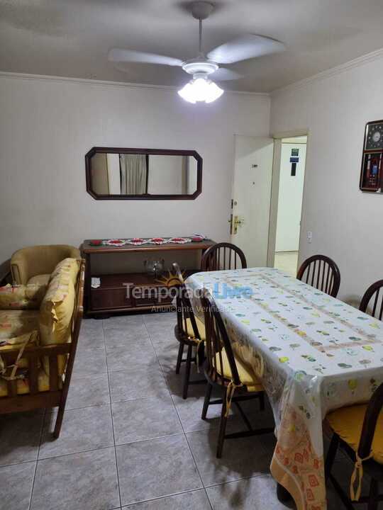 Apartamento para aluguel de temporada em Guarujá (Pitangueiras)