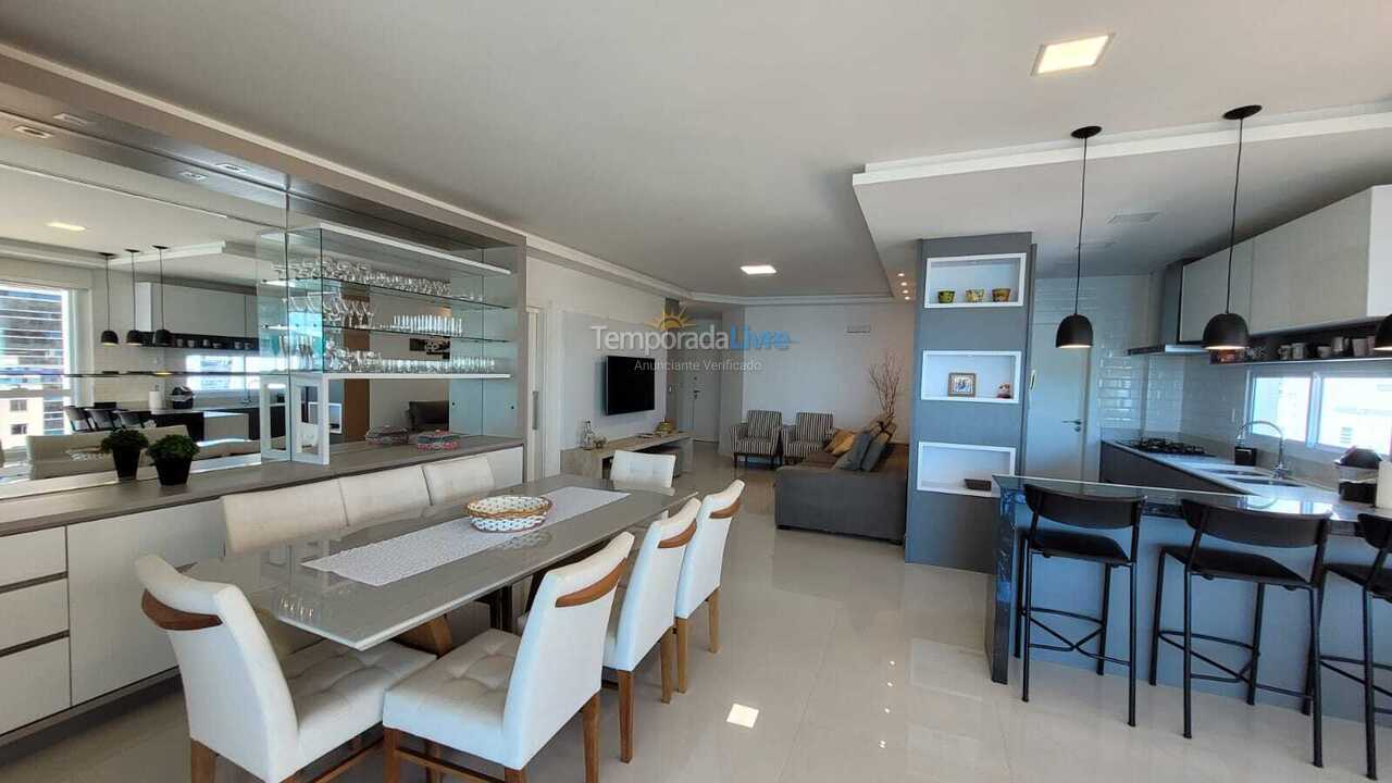 Casa para alquiler de vacaciones em Itapema (Meia Praia)