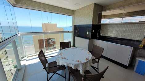 ¡Apartamento frente al mar!