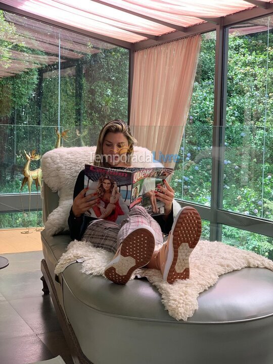 Casa para alquiler de vacaciones em Campos do Jordão (Pedra do Fogo)