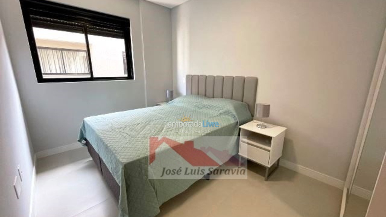 Apartment for vacation rental in Bombinhas (Praia de Bombas)