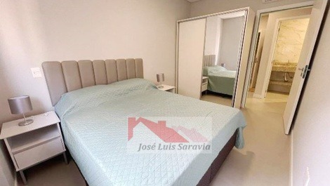 Spacious apartment with 3 suites, 100 meters from the Schmit market, 2 parking spaces