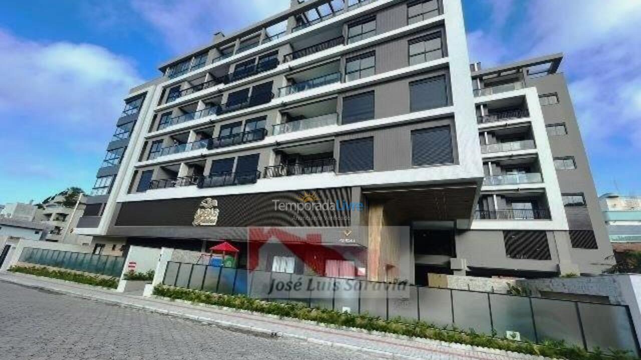 Apartment for vacation rental in Bombinhas (Praia de Bombas)