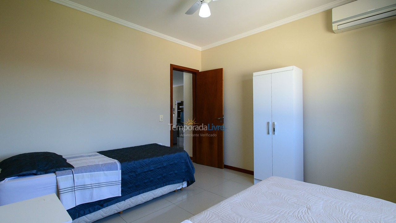 Apartamento para alquiler de vacaciones em Florianopolis (Praia dos Ingleses)