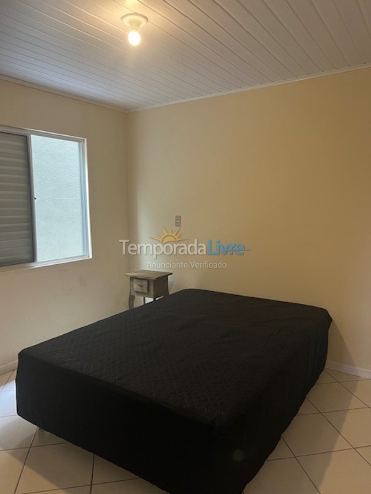 Casa para aluguel de temporada em São Francisco do Sul (Enseada)